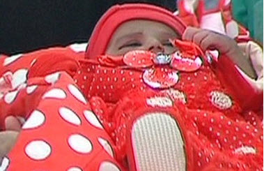 baby given away in amaan ramzan