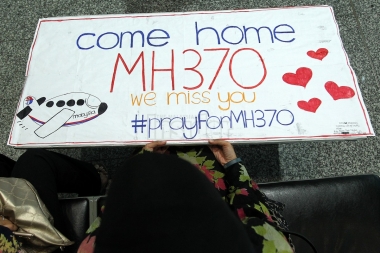 Come home MH370 Message for Malaysia Airlines Flight