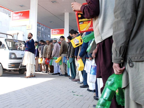 petrol shortage in Pakistan