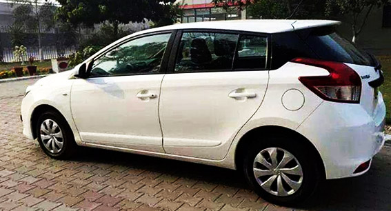 side view of Pakistani Toyota Yaris