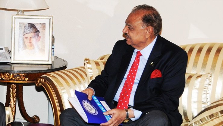 Current President Mamnoon Hussain during a one to one meeting